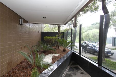 Apartamento à venda com 120m², 3 quartos e 3 vagasEntrada