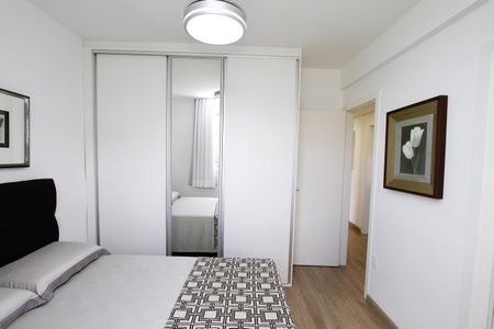 Apartamento à venda com 120m², 3 quartos e 3 vagasQuarto 2 - Suíte