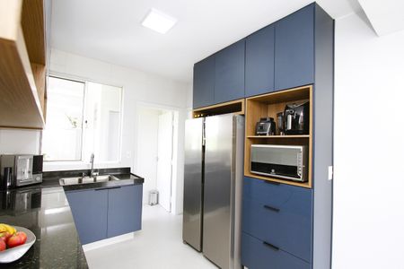 Apartamento à venda com 120m², 3 quartos e 3 vagasCozinha