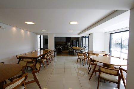 Apartamento à venda com 120m², 3 quartos e 3 vagasÁrea comum - Salão de festas