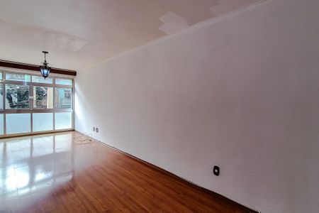Apartamento à venda com 130m², 3 quartos e 2 vagasSala