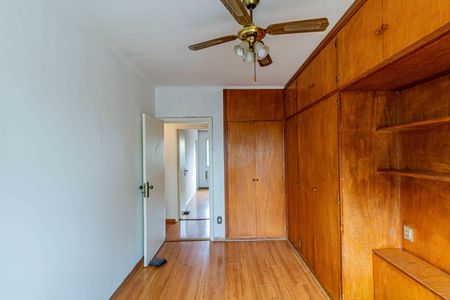 Apartamento para alugar com 130m², 3 quartos e 2 vagas Apartamento para alugar com 130m², 3 quartos e 2 vagasQuarto 01