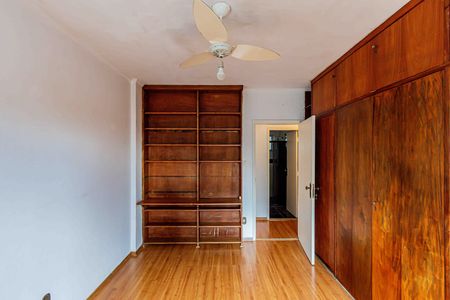 Apartamento para alugar com 130m², 3 quartos e 2 vagas Apartamento para alugar com 130m², 3 quartos e 2 vagasQuarto 02