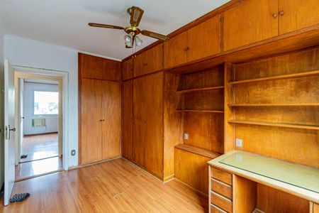 Apartamento para alugar com 130m², 3 quartos e 2 vagas Apartamento para alugar com 130m², 3 quartos e 2 vagasQuarto 01