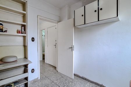Apartamento à venda com 130m², 3 quartos e 2 vagasQuarto de Serviço