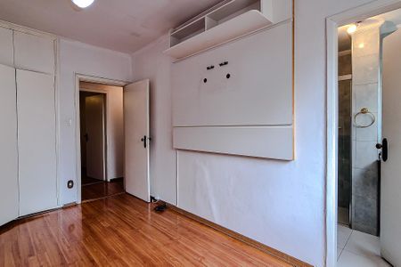 Apartamento à venda com 130m², 3 quartos e 2 vagasQuarto 1 - Suíte