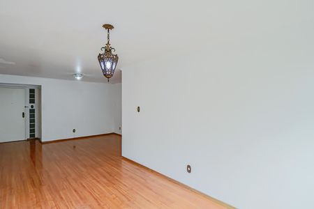 Apartamento para alugar com 130m², 3 quartos e 2 vagas Apartamento para alugar com 130m², 3 quartos e 2 vagasSala
