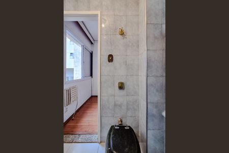 Apartamento à venda com 130m², 3 quartos e 2 vagasBanheiro da Suíte