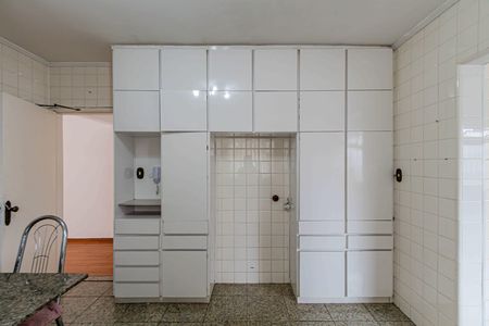 Apartamento para alugar com 130m², 3 quartos e 2 vagas Apartamento para alugar com 130m², 3 quartos e 2 vagasCozinha