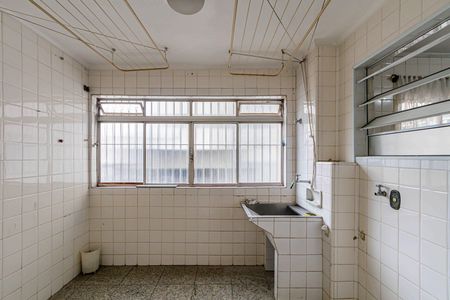 Apartamento para alugar com 130m², 3 quartos e 2 vagas Apartamento para alugar com 130m², 3 quartos e 2 vagasÁrea de serviço