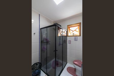 Casa à venda com 165m², 3 quartos e 2 vagasBanheiro Suíte 2 e 3