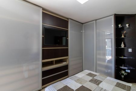 Casa à venda com 165m², 3 quartos e 2 vagasSuíte 1