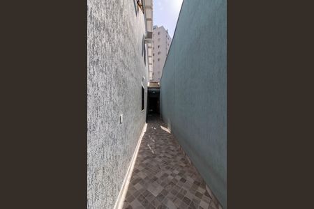 Casa à venda com 165m², 3 quartos e 2 vagasCorredor Lateral