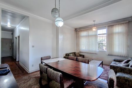 Apartamento à venda com 94m², 3 quartos e 1 vagaSala