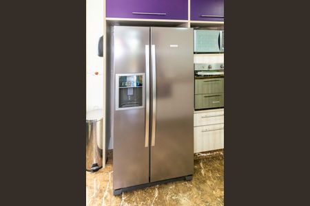 Apartamento para alugar com 100m², 2 quartos e sem vaga Apartamento para alugar com 100m², 2 quartos e sem vagaCozinha - Geladeira