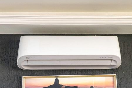 Sala - Split de apartamento para alugar com 2 quartos, 100m² em Olaria, Rio de Janeiro