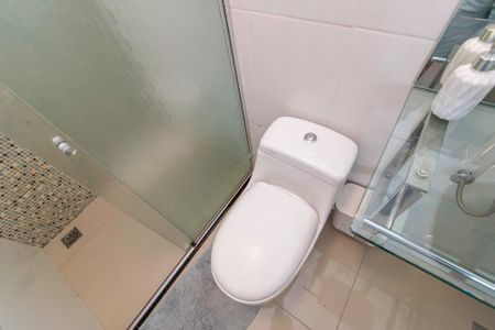 Apartamento para alugar com 100m², 2 quartos e sem vaga Apartamento para alugar com 100m², 2 quartos e sem vagaBanheiro Social