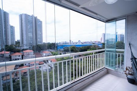 Apartamento à venda com 82m², 2 quartos e 2 vagasVaranda