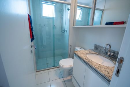 Apartamento à venda com 82m², 2 quartos e 2 vagasBanheiro Suíte