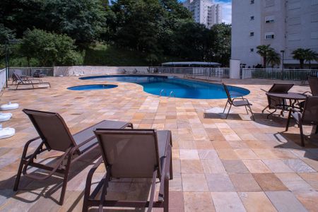 Apartamento à venda com 82m², 2 quartos e 2 vagasÁrea comum - Piscina
