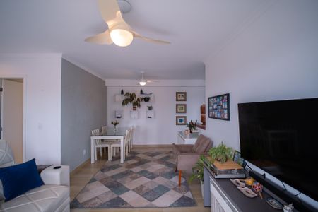 Apartamento à venda com 82m², 2 quartos e 2 vagasSala