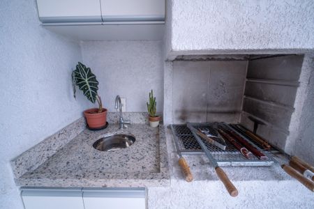 Apartamento à venda com 82m², 2 quartos e 2 vagasChurrasqueira