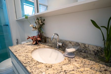 Apartamento à venda com 82m², 2 quartos e 2 vagasBanheiro