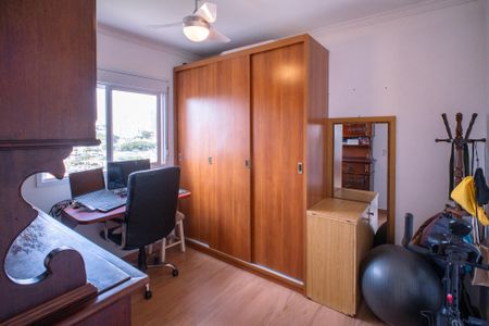 Apartamento à venda com 82m², 2 quartos e 2 vagasQuarto