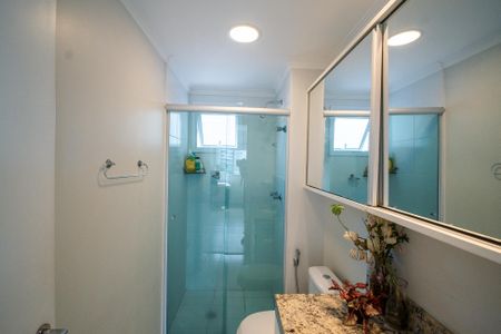 Apartamento à venda com 82m², 2 quartos e 2 vagasBanheiro