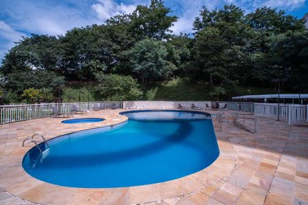 Apartamento à venda com 82m², 2 quartos e 2 vagasÁrea comum - Piscina