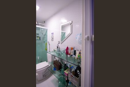 Casa para alugar com 60m², 2 quartos e 2 vagasBanheiro da Suíte