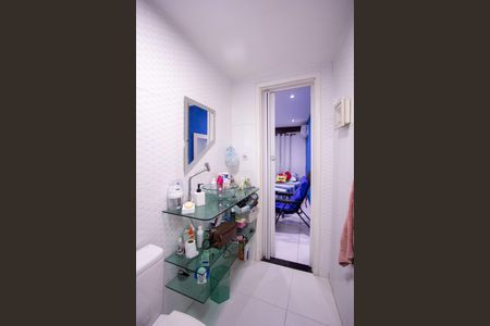 Casa para alugar com 60m², 2 quartos e 2 vagasBanheiro da Suíte