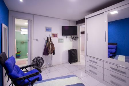 Casa para alugar com 60m², 2 quartos e 2 vagasSuíte