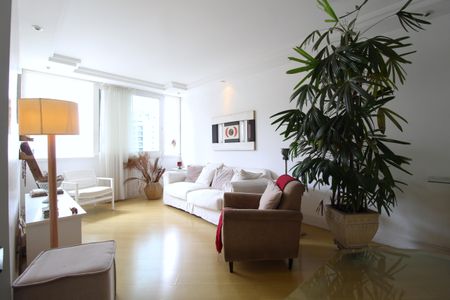 Apartamento para alugar com 90m², 3 quartos e 1 vagaSala