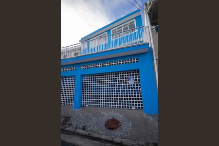 Casa para alugar com 163m², 2 quartos e 1 vagaFachada