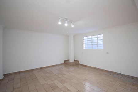 Casa para alugar com 163m², 2 quartos e 1 vagaCopa