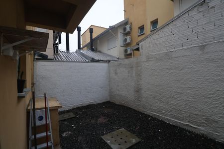 Casa de condomínio à venda com 134m², 3 quartos e 2 vagasÁrea externa