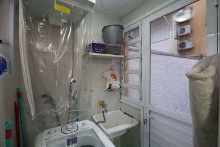 Casa de condomínio à venda com 134m², 3 quartos e 2 vagasÁrea de Serviço