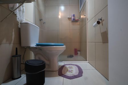 Casa de condomínio à venda com 134m², 3 quartos e 2 vagasBanheiro suíte