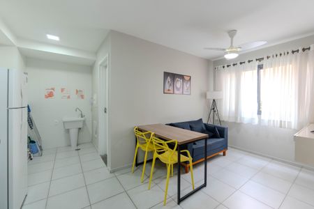 Sala de apartamento para alugar com 2 quartos, 37m² em Bela Vista, São Paulo