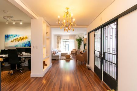 Casa à venda com 300m², 5 quartos e 4 vagasHall de entrada