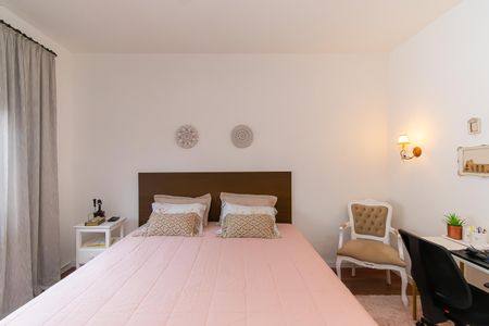 Casa à venda com 300m², 5 quartos e 4 vagasSuíte 2