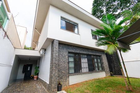 Casa à venda com 300m², 5 quartos e 4 vagasGaragem