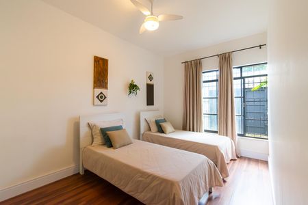 Casa à venda com 300m², 5 quartos e 4 vagasQuarto 2