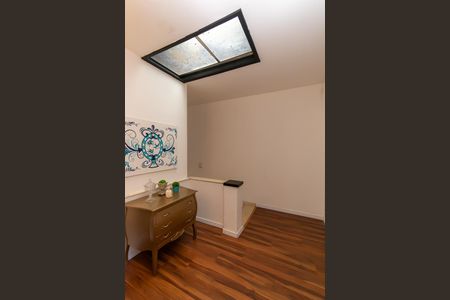 Casa à venda com 300m², 5 quartos e 4 vagasHall dos Quartos