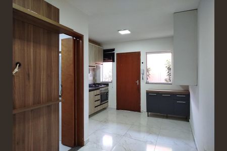 Sala e cozinha de kitnet/studio para alugar com 1 quarto, 40m² em Chácara Califórnia, São Paulo