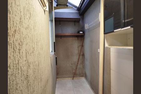Studio para alugar com 40m², 1 quarto e sem vaga Studio para alugar com 40m², 1 quarto e sem vagaÁrea de serviço