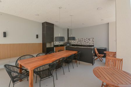 Apartamento para alugar com 34m², 2 quartos e sem vagaÁrea comum - Churrasqueira