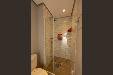 Apartamento à venda com 82m², 2 quartos e 2 vagas Apartamento à venda com 82m², 2 quartos e 2 vagasBanheiro da Suite 2