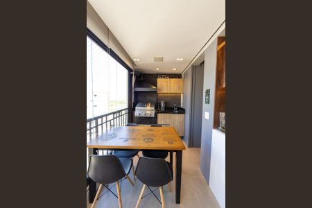 Apartamento à venda com 82m², 2 quartos e 2 vagas Apartamento à venda com 82m², 2 quartos e 2 vagasVaranda